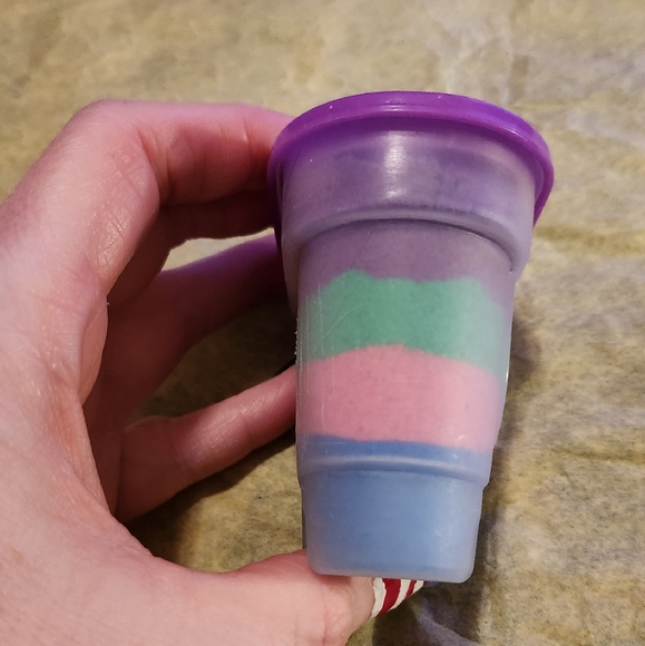 Kinetic Sand Small NWOT Multi Color - Picture 3 of 5